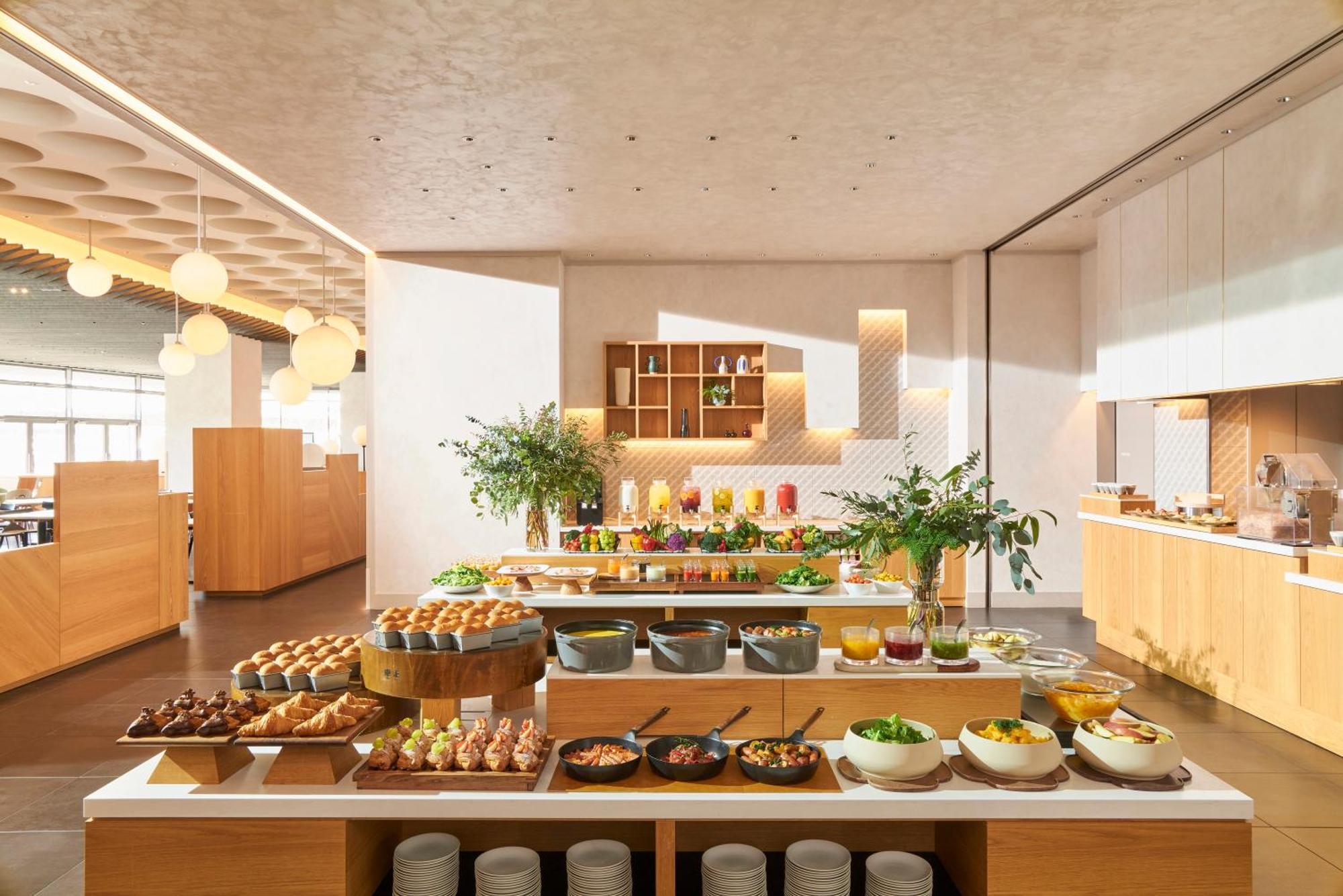 Omo7 Osaka By Hoshino Resorts Extérieur photo The buffet at the lounge